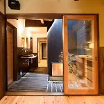 一棟まるまる貸切宿 10名様まで Guesthouse Gokurakudo
